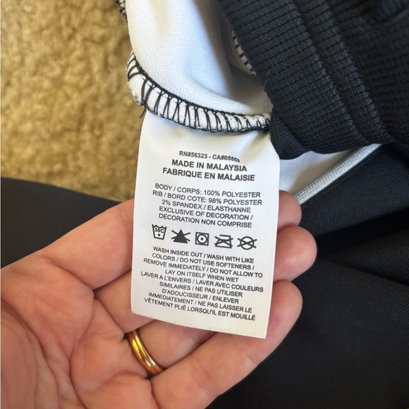 Nike Kids Black Joggers with White Side Panels - Size Large - Picture 5 of 6